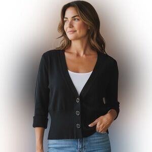 Takeout Women's Elegant Black Button-Up Cardigan